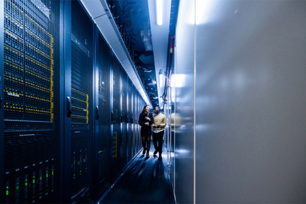 Joining forces in new Innovation Hub to accelerate green transition of data centers